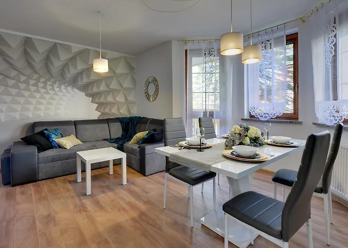 Szmaragdowy 卡尔帕奇